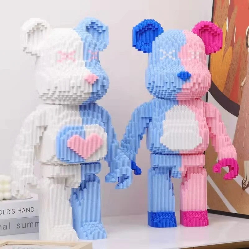 Bearbrick-ähnliche Bausteine – Riesige Teddybär-Figur aus Design-Bausteinen