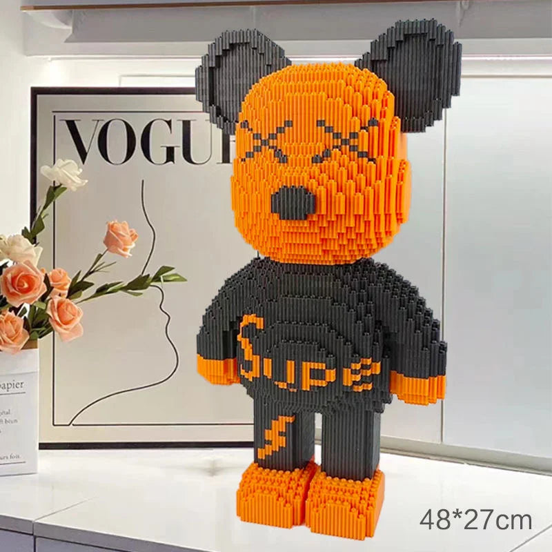 Bearbrick-ähnliche Bausteine – Riesige Teddybär-Figur aus Design-Bausteinen