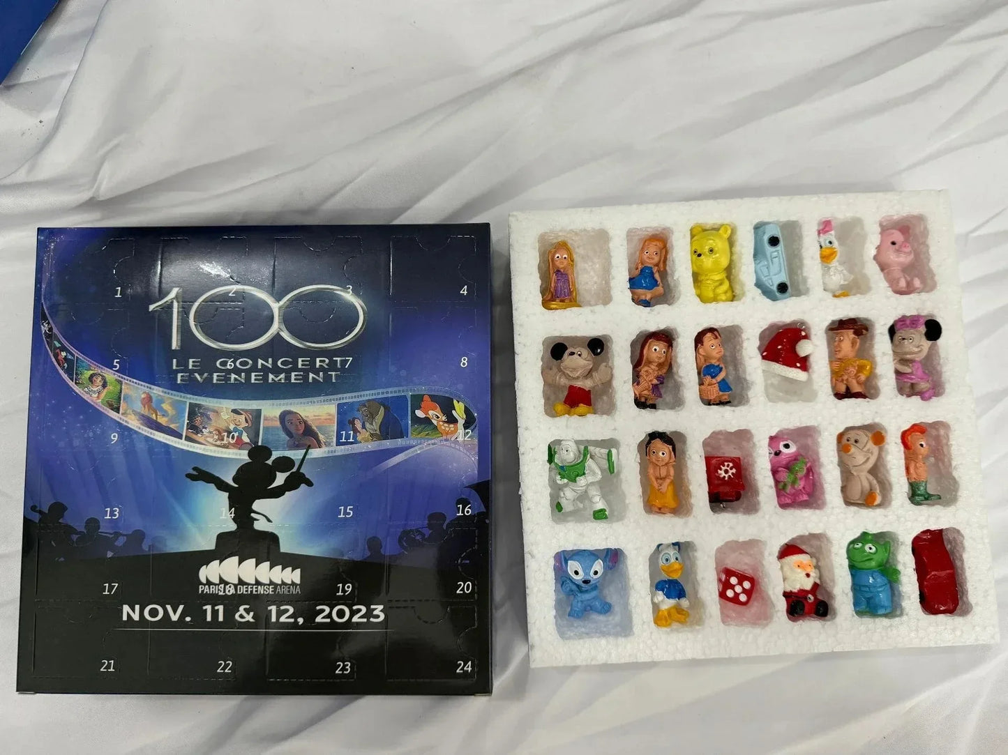 MINISO Calendrier de l’Avent Stitch avec Figurines Dessin Animé 2024