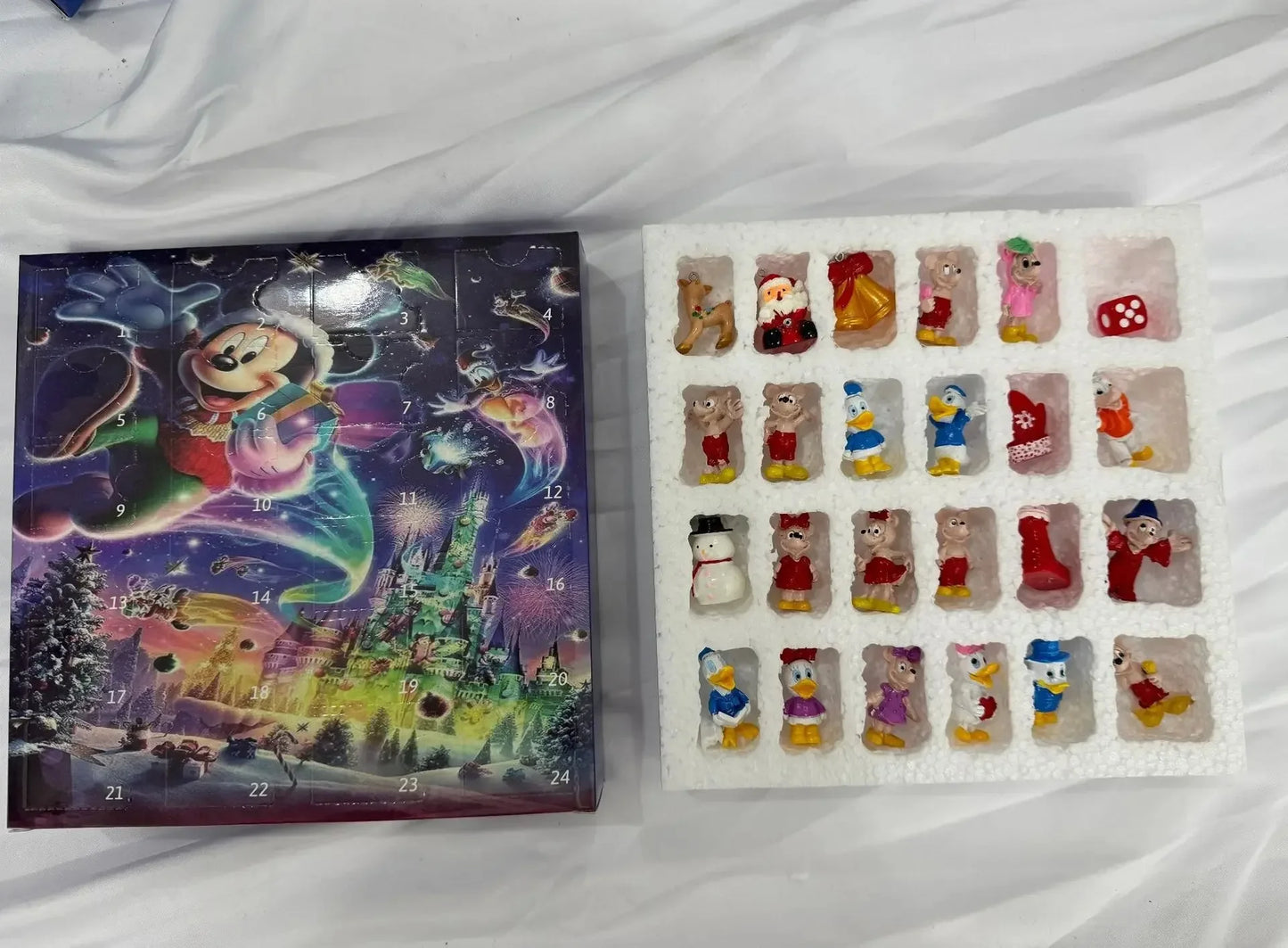 MINISO Calendrier de l’Avent Stitch avec Figurines Dessin Animé 2024