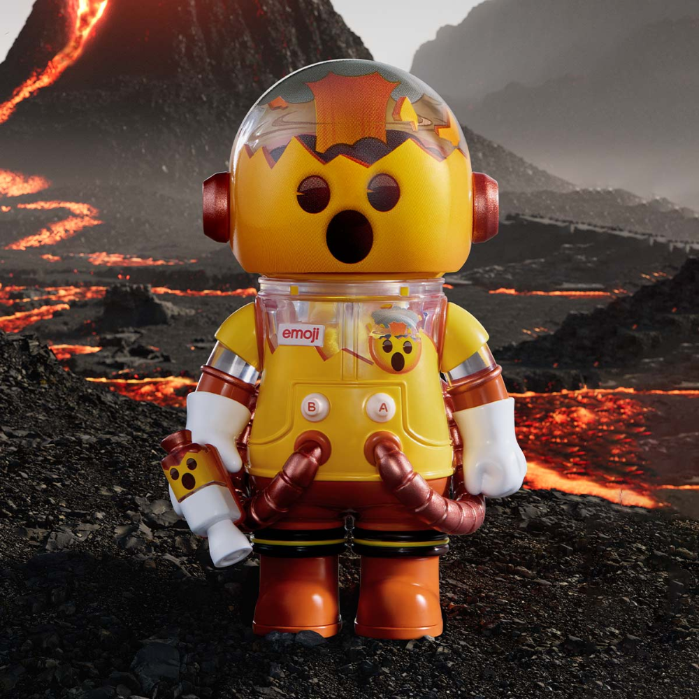 MEGA SPACE MOLLY 100 % × Emoji™ – Blindbox POP MART Figur