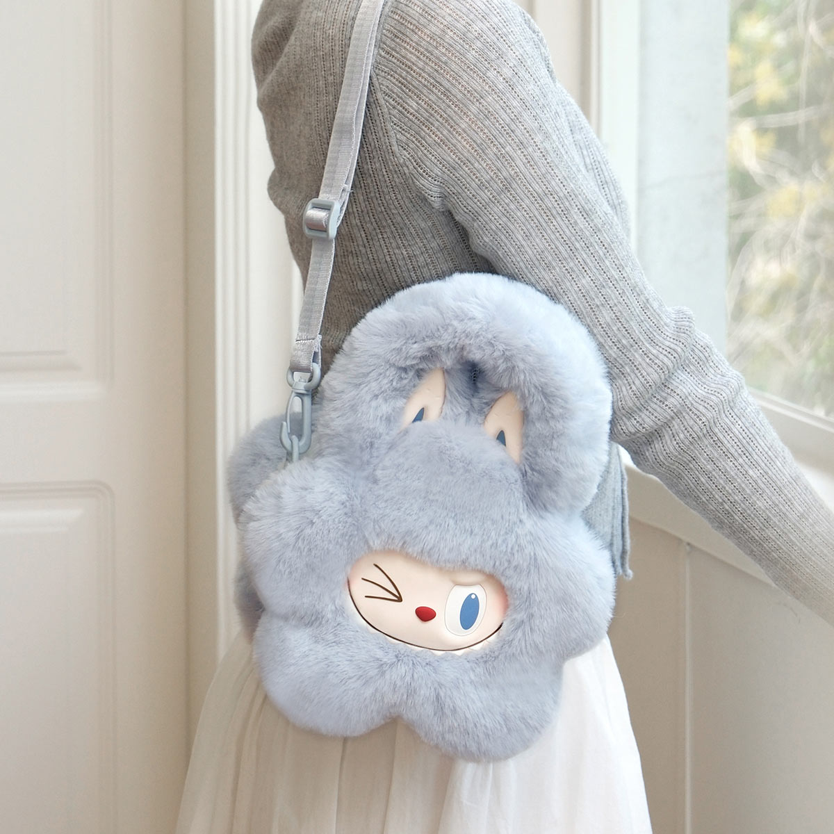 Labubu Fluffy Cloud Bag – Soft plush bag, cloud edition