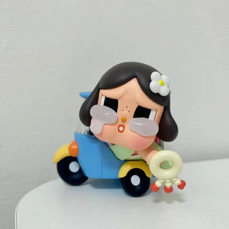 POP MART Crybaby Tuk Tuk Serie – Figur