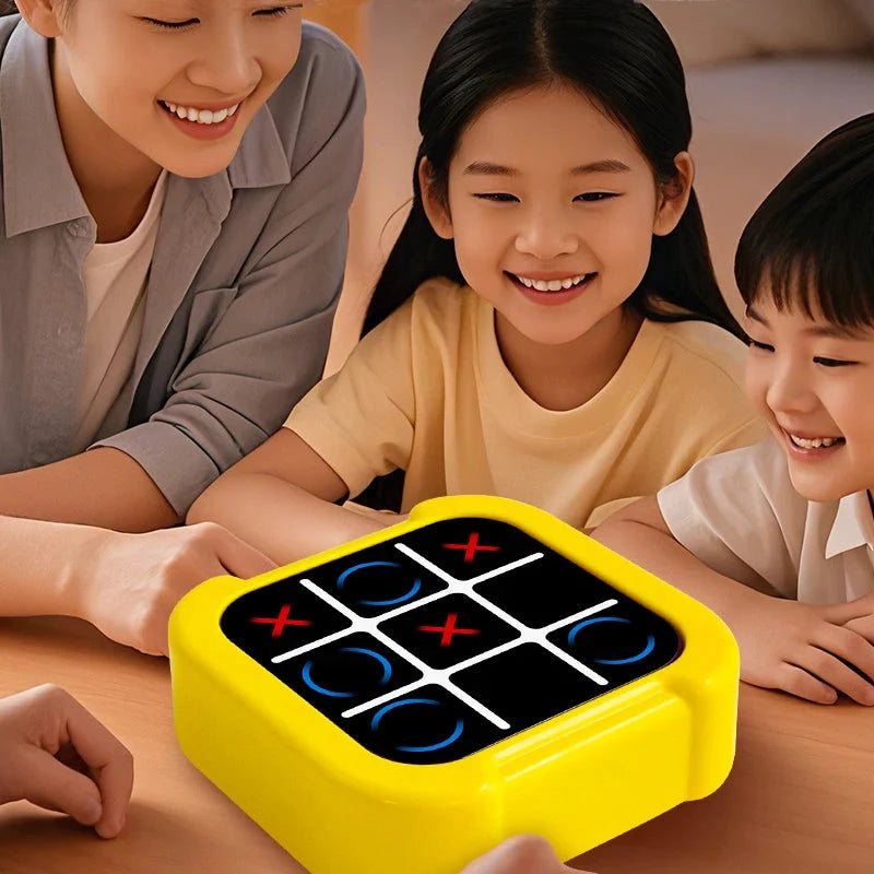 1 Stück elektronisches Tic-Tac-Toe-Schachbrett, multifunktionales Lernspielzeug für Kinder, interaktives Denkspiel, Spaß für Eltern und Kinder