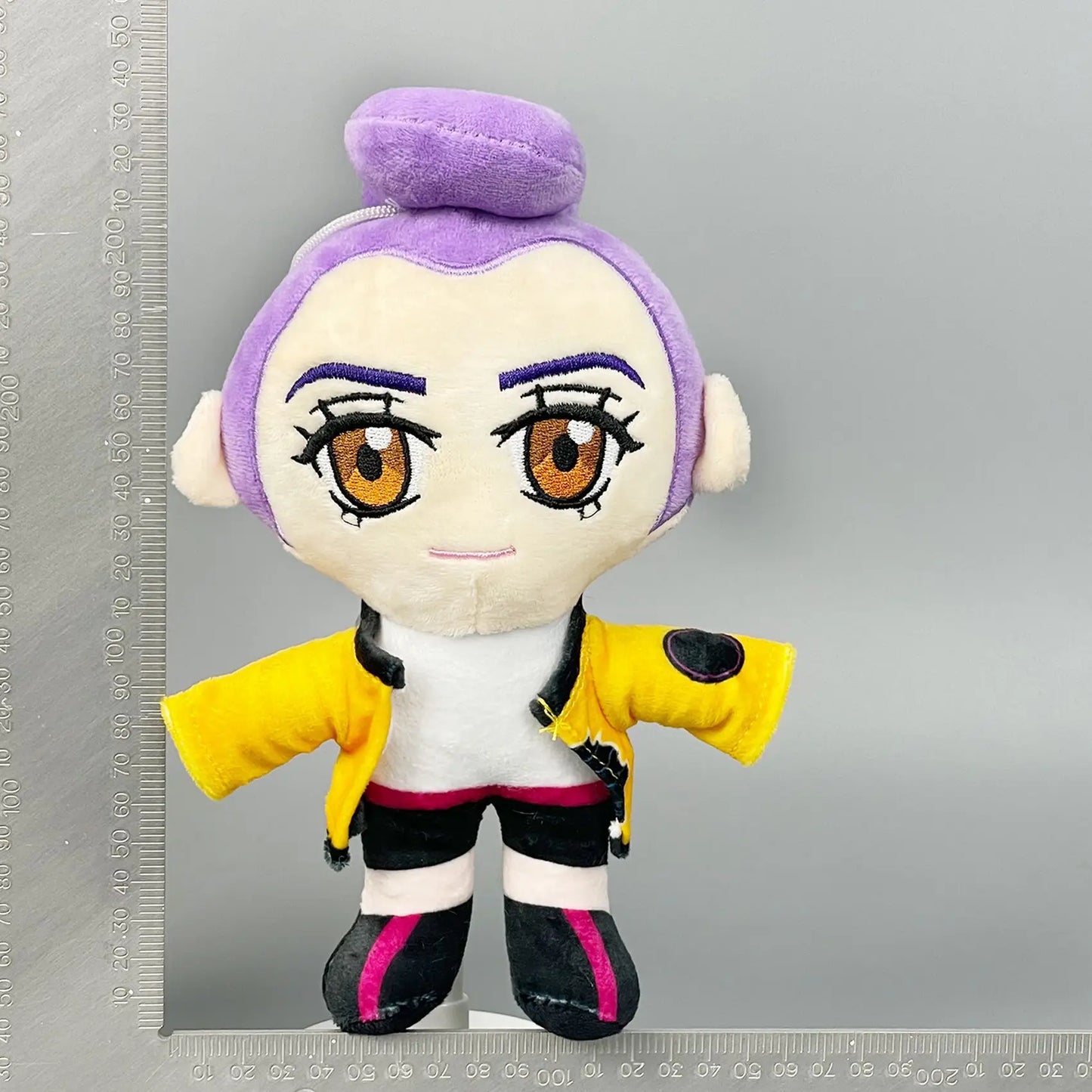 Nouveau Anime Kpop démons chasseurs en peluche mignon violet tigre noir chapeau pie monstre chasse fille groupe en peluche pour les Fans cadeaux