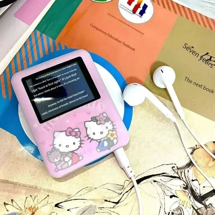 TAKARA TOMY Hello Kitty – Portable MP3 Player