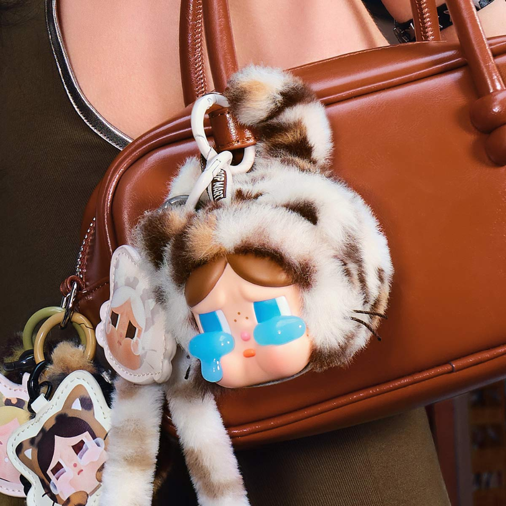 Pop Mart Crybaby Wild But Cutie Porte Clé Peluche Vinyle Édition Limitée Série Crybaby Exclusivité by POP MART INTERNATIONAL GROUP LIMITED